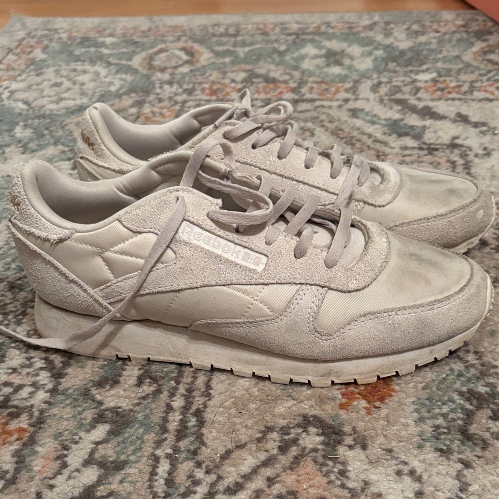 Reebok Off-White Casual Sneakers